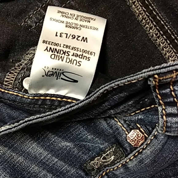 Silver 'Suki Super Stretch' Embroidered Jeans - Picture 7 of 8